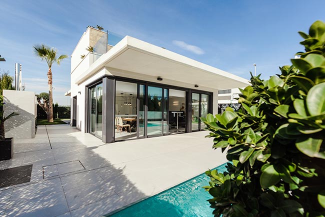 Buy a house in Athens