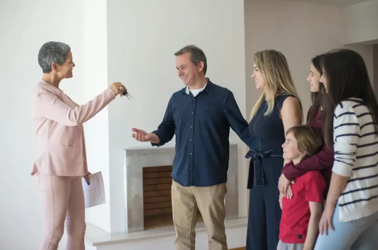 New House, Happy family